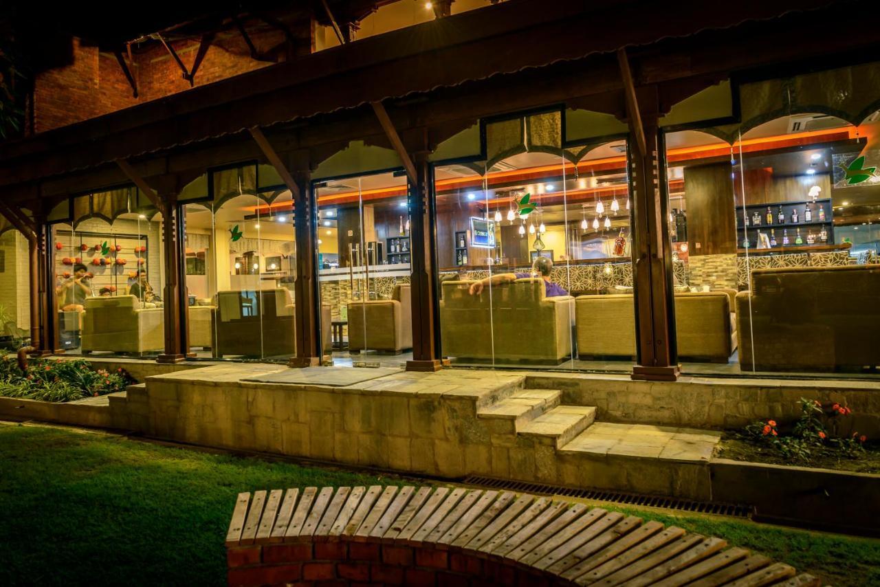 Gokarna Forest Resort Katmandú Exterior foto